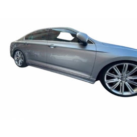 Volkswagen Passat B8 (2015 - 2023) Yan Marşpiyel Seti (Plastik)